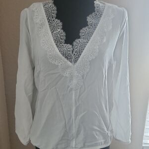 Express White Lace V-Neck Blouse